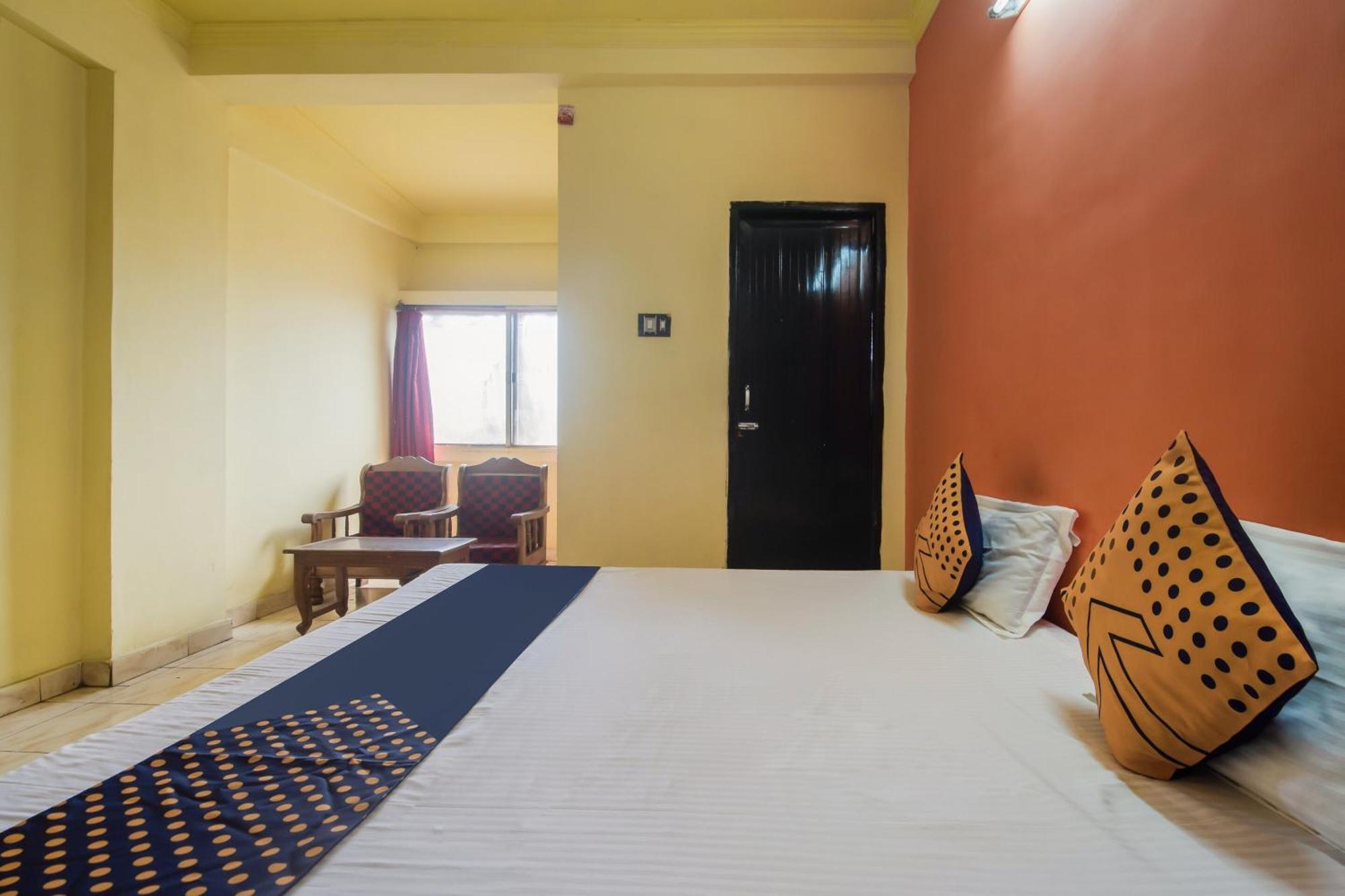 Spot On Hotel Manikanta Residency ヴィシャーカパトナム エクステリア 写真